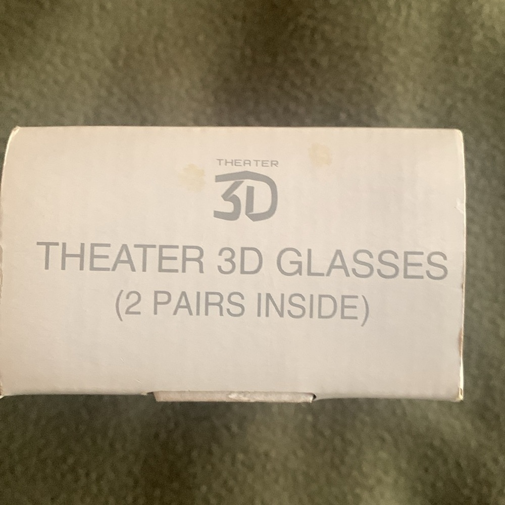 NIB Vizio Theater 3D Glasses. 2 pairs. - Picture 5 of 7